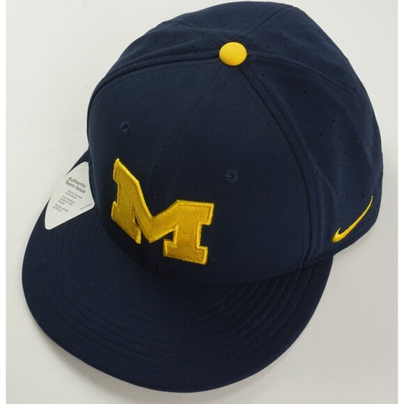 NWOT Nike Authentic Team Issue Michigan Wolverines On Field Blue Yellow Size 7 - Picture 1 of 8
